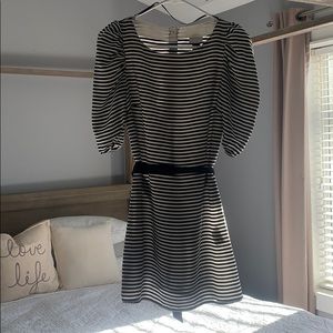 Black/White Stripe Flowy Minidress!